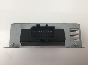 AUDI A4 B6 (2000–2005) Helivõimendi 8E9035223 - 2