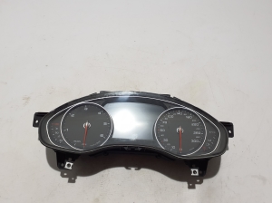 Kombiinstrument - 4G8920934D