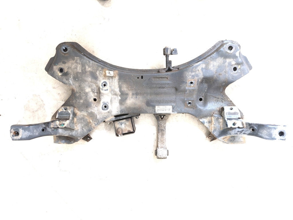 Kia Sportage (2010–2016) Front subframe 624012Y300B Kia Sportage (2010–2016) Front subframe 624012Y300B