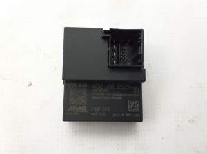 AUDI A7 (2010–2018) Control unit 4G8959252A - 2