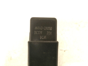 Kia Sportage (2010–2016) Glow plug relay 368602A850 - 3