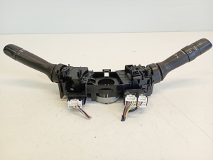 Subaru Impreza (2017–2026) Switch and its parts 17F4652 - 4
