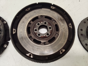 Volkswagen Passat B5 (1997–2005) Sidur ja selle osad 028141 - 5
