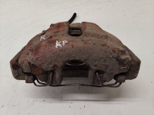 Front brake caliper - B52001M