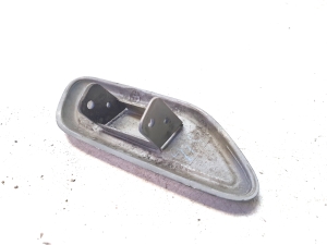 Mazda 3 (2003–2009) Scheinwerferwaschanlage-Abdeckung vorne - 2