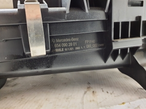 Mercedes Benz S-Class 223 (2020–2026) Luftfiltergehäuse A6540902801 - 4