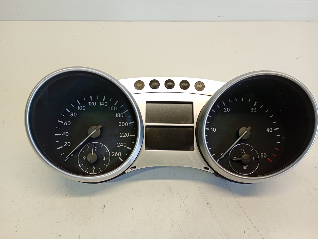 Mercedes Benz ML-Class 164 (2005–2011) Instrument cluster A2515400648 Mercedes Benz ML-Class 164 (2005–2011) Instrument cluster A2515400648