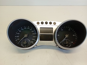 Kombiinstrument - A2515400648