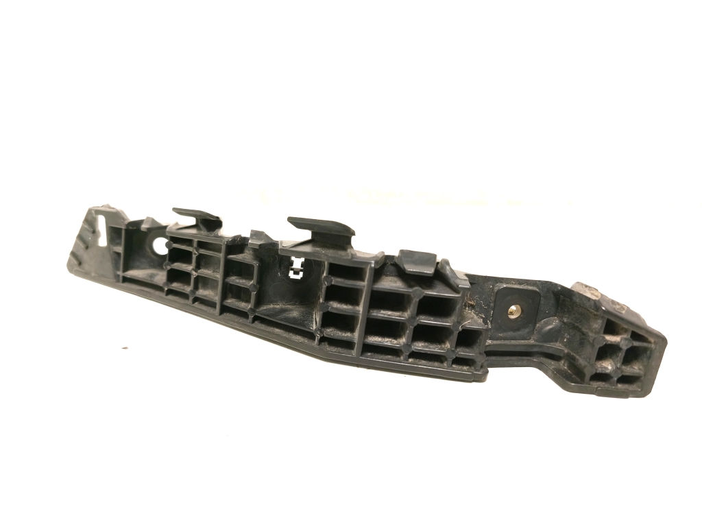 Kia Sportage (2010–2016) Front bumper bracket 865133U000 Kia Sportage (2010–2016) Front bumper bracket 865133U000