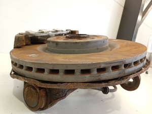 Mercedes Benz ML-Class 164 (2005–2011) Front wheel hub and its parts 060643 - 3