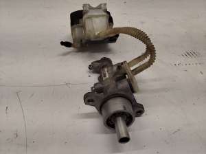 Opel Meriva (2003–2010) Piduri peasilinder Y21627 - 3