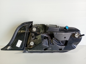 Ford Mustang (2015–2026) Hintere Eckleuchte und ihre Teile JR3B13B505A - 3
