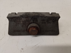 Battery holder - 09115187