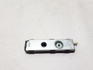 Mercedes Benz S-Class 223 (2020–2026) Antenas pastiprinātājs A2239052902 - 2