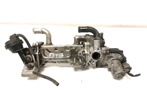 Kia Sportage (2010–2016) EGR valve 284202A850 - 4