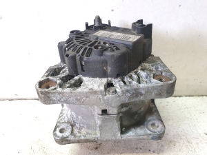 Dacia Logan I (2004–2012) Ģenerators 8200386806C - 5