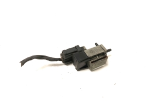 Kia Sportage (2010–2016) Solenoid - 2
