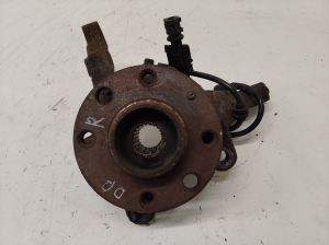 Front wheel hub - DP2007M