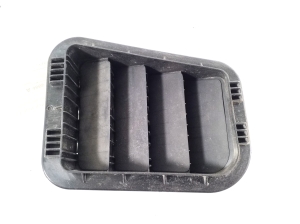   Rear fender vent grille  -  