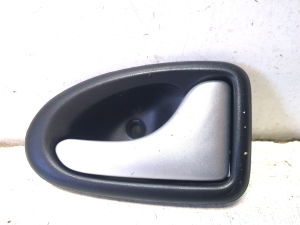 Poignée intérieure d’ouverture de porte avant - 7700830079