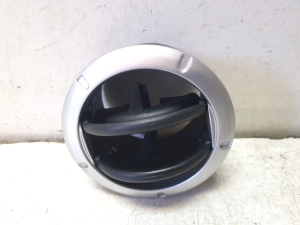 Grilles de ventilation du tableau de bord - 8200464605