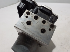 Mercedes Benz S-Class 223 (2020–2026) ABS plokk A2239003327 - 3