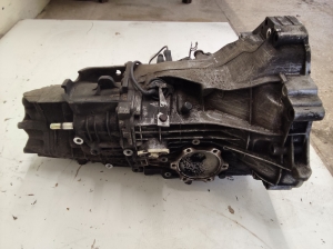 Volkswagen Passat B5 (1997–2005) Getriebe 012301103P - 6