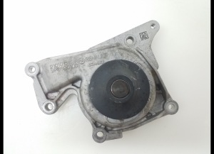 Mercedes Benz A-Class 176 (2012–2018) Water pump A6072000007 - 2