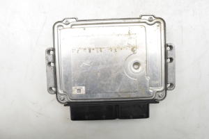 Hyundai ix35 (2009–2015) Motorsteuergerät 391202A001 - 3
