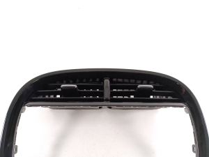 Kia Soul (2019–2026) Dashboard air vent grilles 84740K0300 - 3