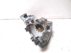 Dacia Logan I (2004–2012) Alternator bracket 8200473400 - 2