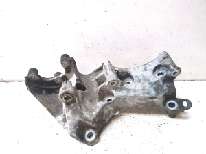 Dacia Logan I (2004–2012) Alternator bracket 8200473400 - 4