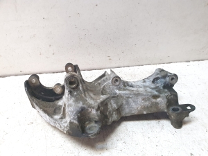 Dacia Logan I (2004–2012) Alternator bracket 8200473400 - 5