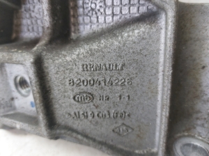 Dacia Logan I (2004–2012) Engine bracket 8200414226 - 3