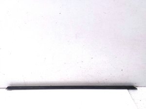 Dacia Logan I (2004–2012) Fensterschachtleiste außen Tür hinten - 3