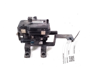   Water pump  - 25660J2500 