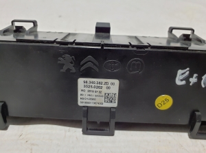 Peugeot Expert III (2017–2026) Heater control panel 98340382ZD - 4
