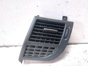 Dashboard air vent grilles - 2118300654