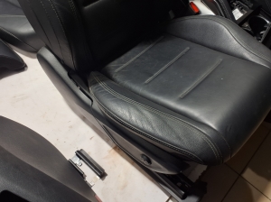 Mercedes Benz GLE-Class 167 (2019–2026) Salons un tā detaļas - 2