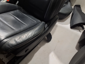 Mercedes Benz GLE-Class 167 (2019–2026) Salons un tā detaļas - 3