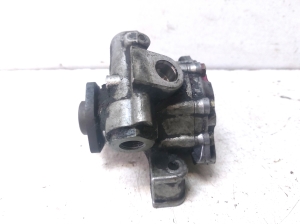 Mercedes Benz Vito W639 (2003–2014) Servopumpe A6042350010 - 2