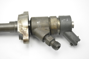 Ford Focus (2004–2011) Fuel injector 445110239 - 4