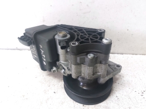 Mercedes Benz C-Class 204 (2007–2014) Servopumpe A0064661501 - 5