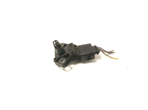 Volkswagen Tiguan (2007–2016) Intercooler sensor 038906051C - 5