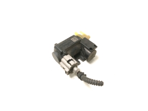 AUDI A6 C7 (2011–2018) Solenoid 8K0906627 - 3