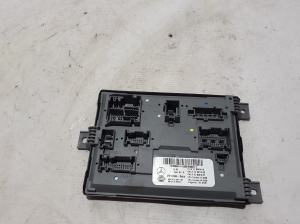 Mercedes Benz GLE-Class 167 (2019–2026) Komforta bloks A1679000414 - 3