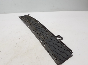 Mercedes Benz GLE-Class 167 (2019–2026) Front bumper lower grille A1678858005 - 3
