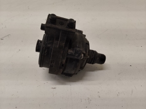 BMW IX3 G08 (2021–2026) Auxiliary water pump 884061401 - 3