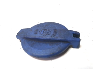 Windshield washer reservoir cap - 