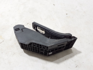 Mercedes Benz GLE-Class 167 (2019–2026) Gaspedal A1673000500 - 3
